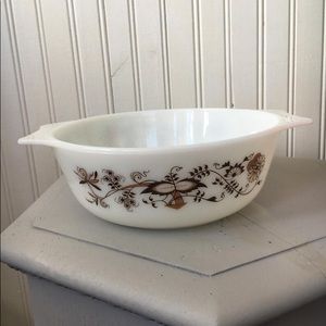 Pyrex dish